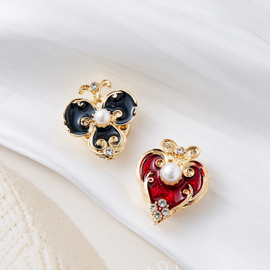 Clubs & Hearts Button Cover