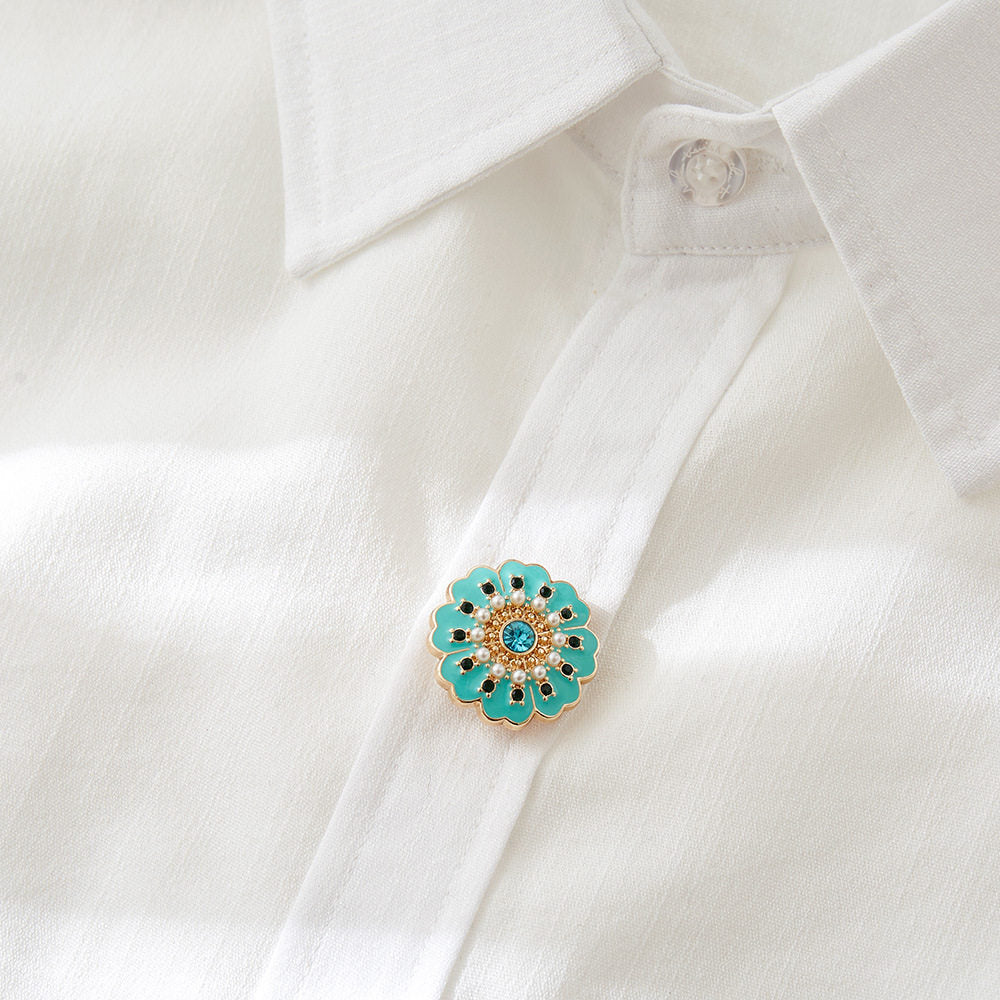 Vintage Blossom Button Cover